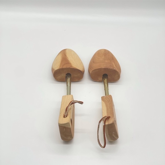 ROCHESTER WOMENS LARGE SHOE TREES - Picture 2 of 4